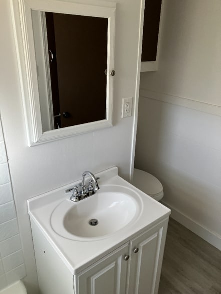 Building Photo - 406 13th St S