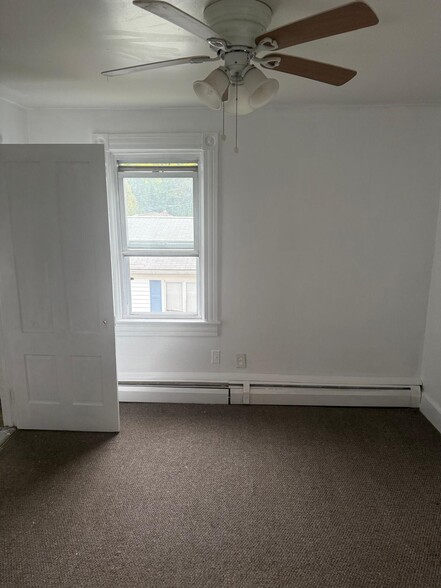 Building Photo - 3 Aldrich St