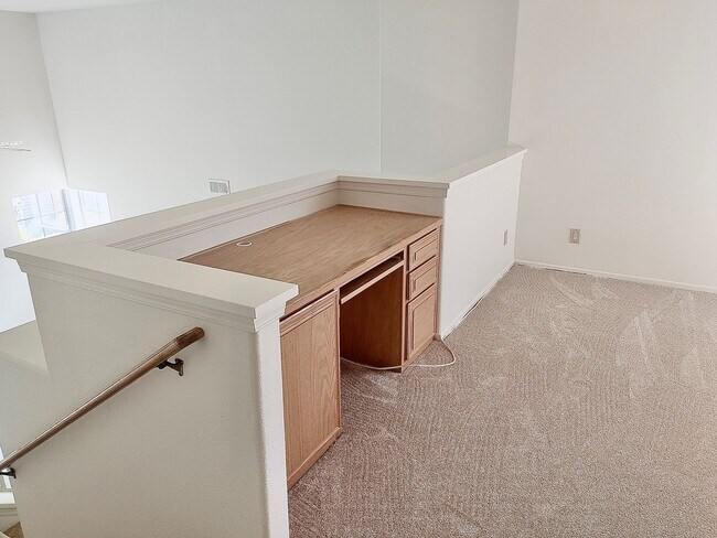 Building Photo - GOLF COURSE VIEW HOME AT THE COLONY - 55 P...