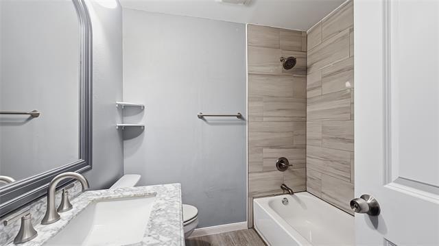 Building Photo - 5113 Shoregate Square
