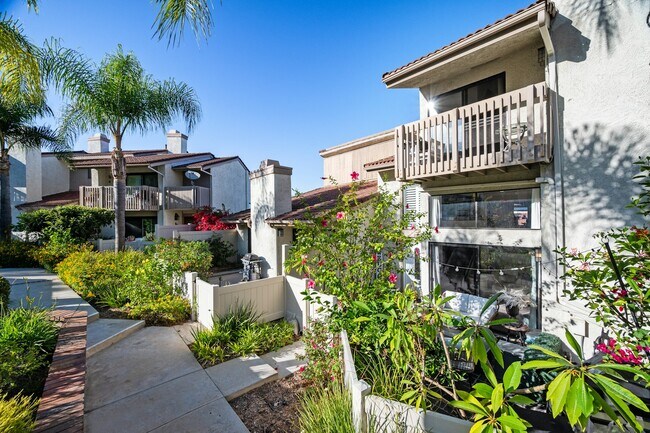Building Photo - 1825 Caddington Dr