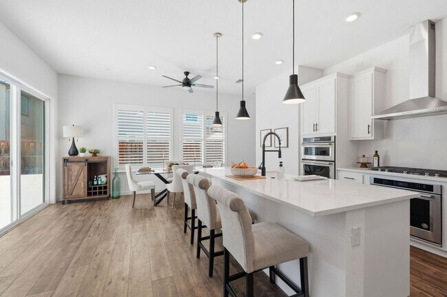 Building Photo - 1550 Plumas Dr
