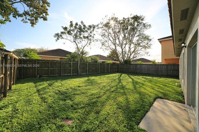 Building Photo - 10270 SW 225th Ln