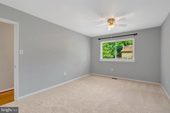 Building Photo - 10676 Myrtle Oak Ct