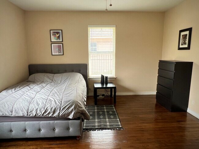 Building Photo - 3472 Rugged Dr