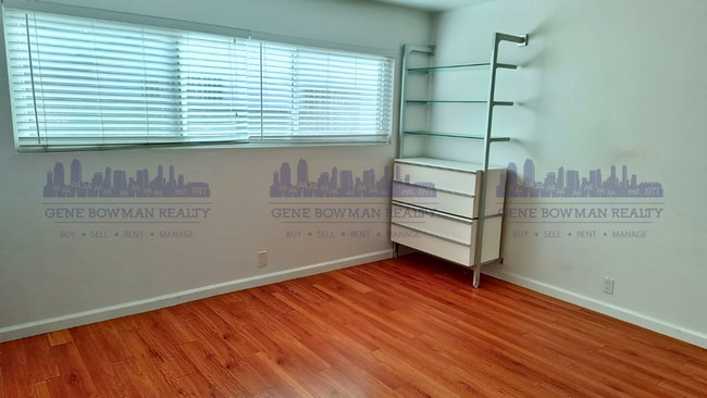 Building Photo - 2409 Fleetwood St