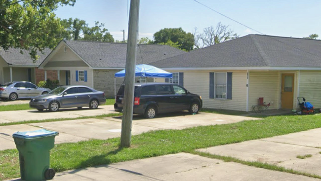 Primary Photo - 2019 32nd Ave