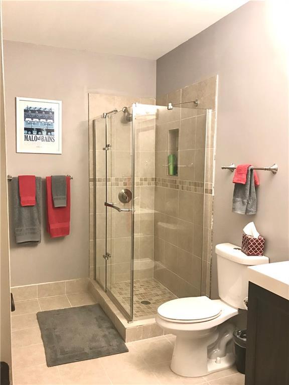 Building Photo - 3232 Brookview Rd