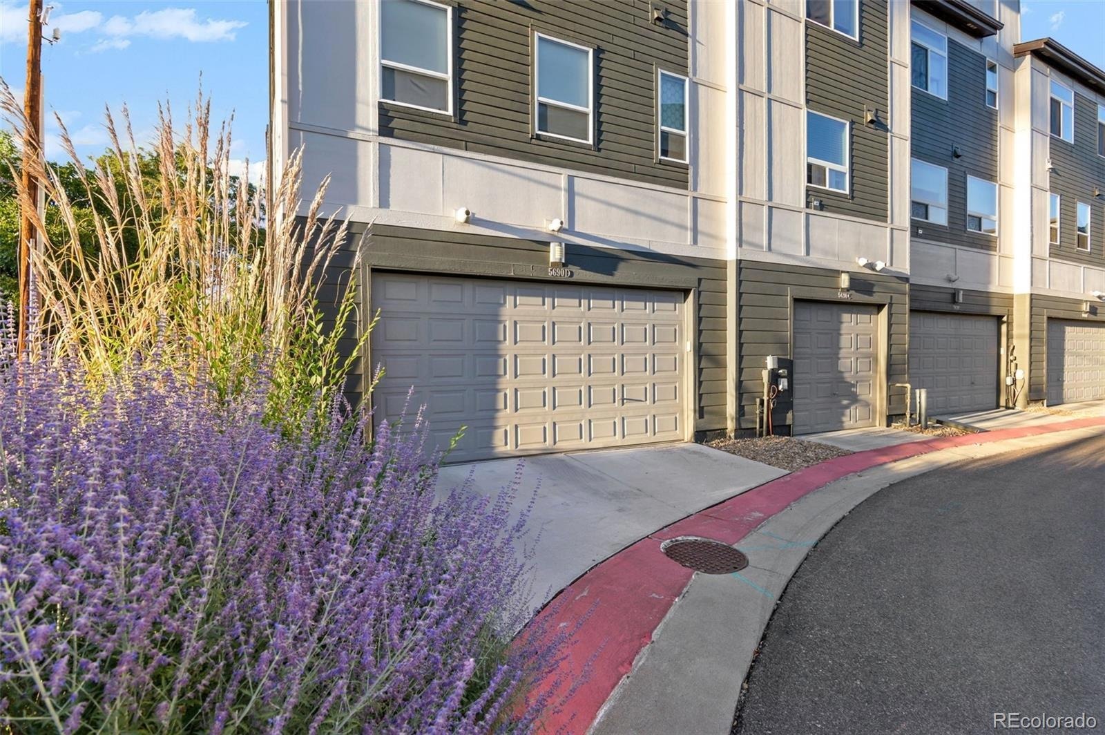 Building Photo - 5690 W 38th Ave