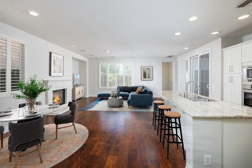 Building Photo - 35 Laurelhurst Dr