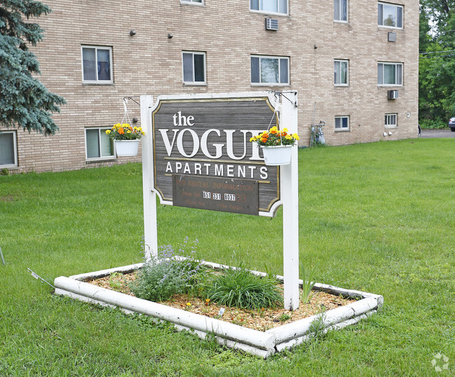 Building Photo - The Vogue Apartments