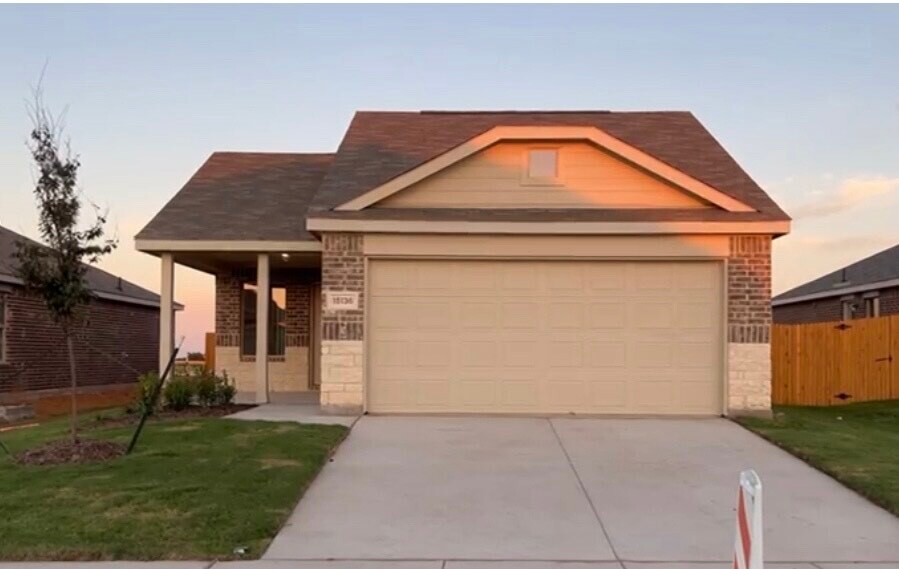 front view - 15136 Tejano St