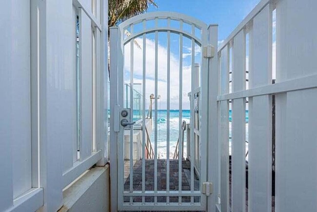 Building Photo - 3581 S Ocean Blvd