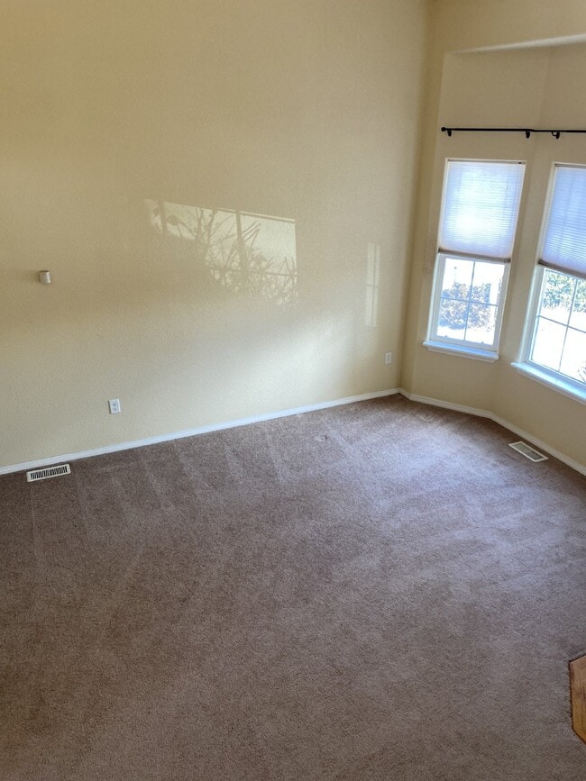 Building Photo - 3 bedroom - Desert Varnish