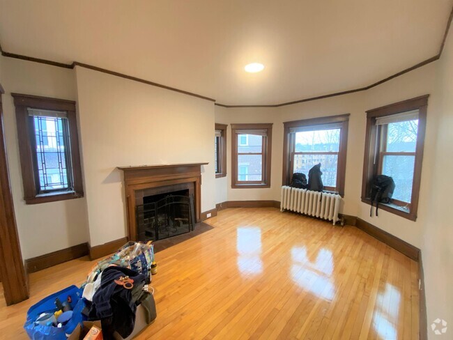 Building Photo - 6 Linnaean St