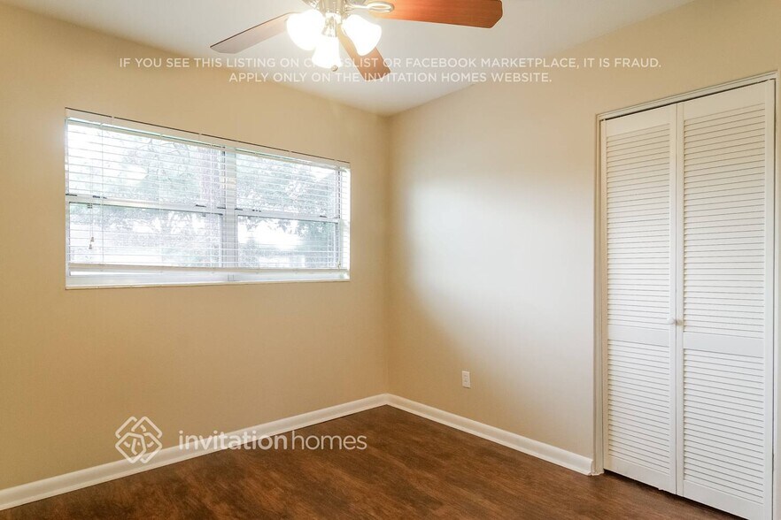Building Photo - 2631 Ambergate Rd