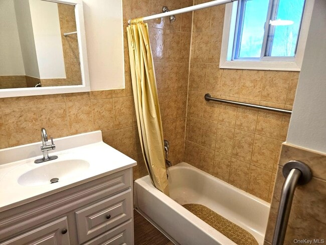 Building Photo - 56 Applegate Dr