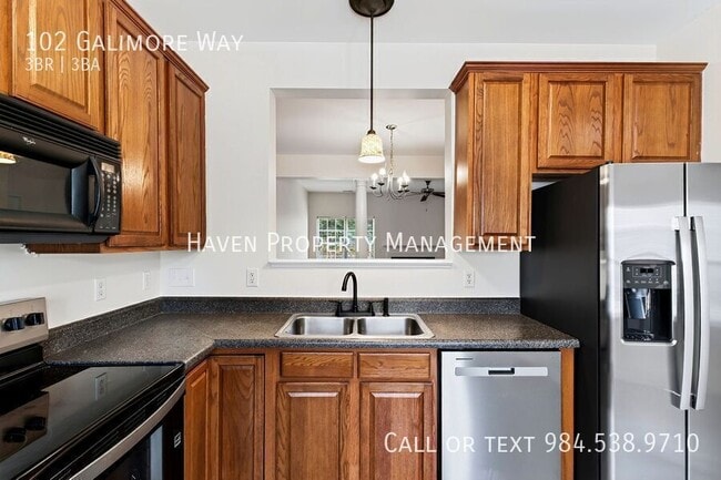 Building Photo - 102 Galimore Way