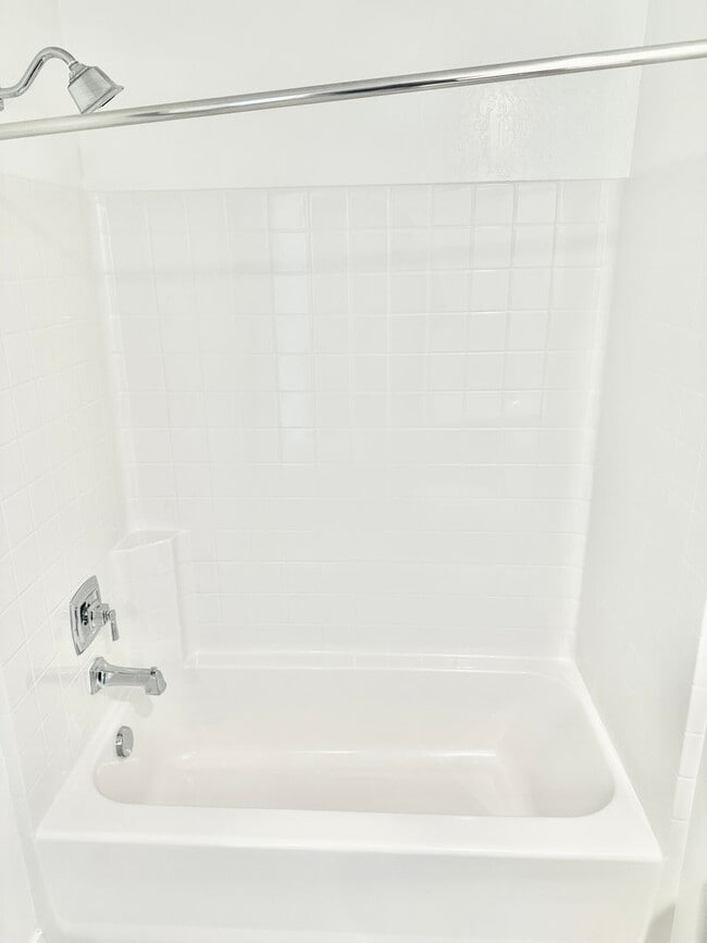 Building Photo - BRAND NEW 3/2.5 Lennar In Riverstone Community