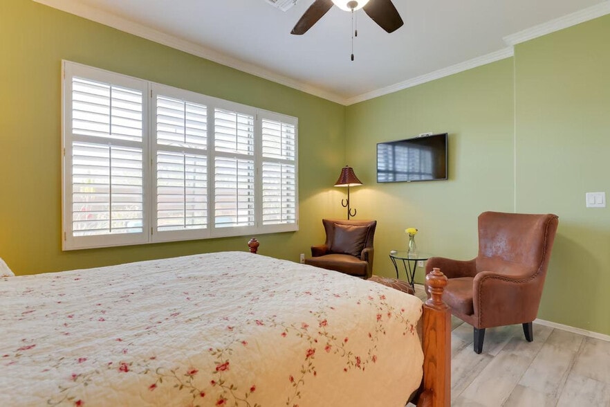 Building Photo - 1749 W Owens Way