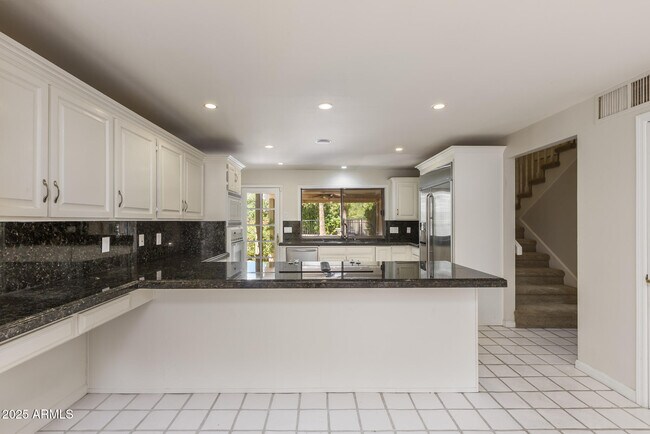 Building Photo - 49 Biltmore Estates Dr