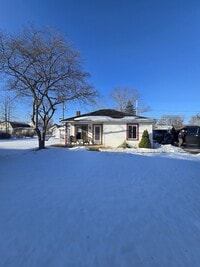 Building Photo - 1512 N Walnut St