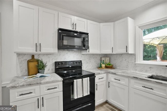 Building Photo - 2316 Fripp Overlook NW