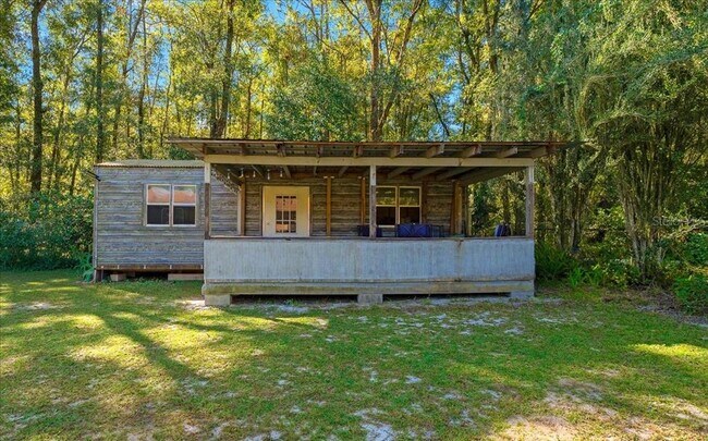 Building Photo - 3135 NE 49th St