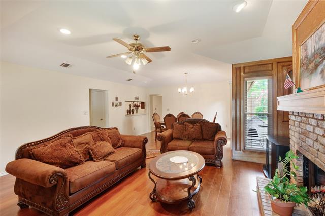 Building Photo - 2709 Big Oaks Dr