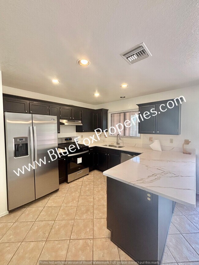 Building Photo - 8552 N Winchester Creek Dr