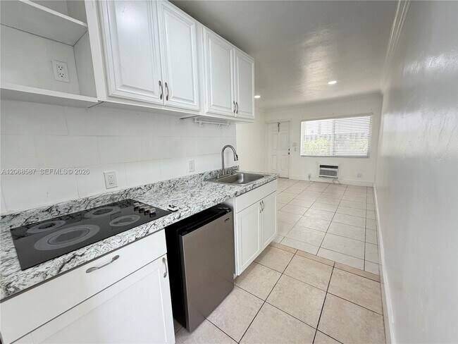 Building Photo - 4229 Bougainvilla Dr