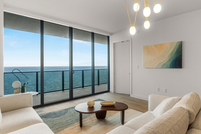 Building Photo - 900 N Ocean Blvd