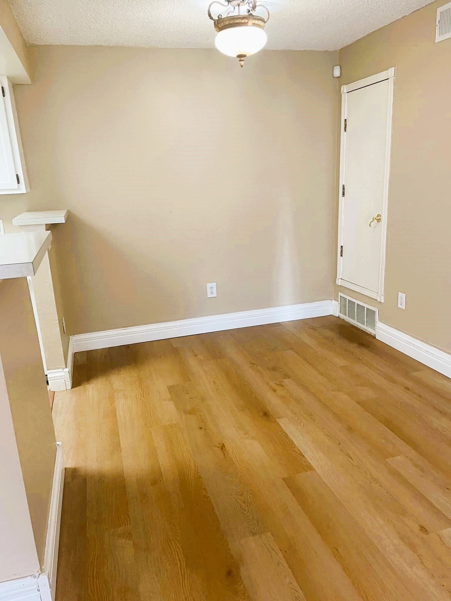 Building Photo - 4400 S Quebec St