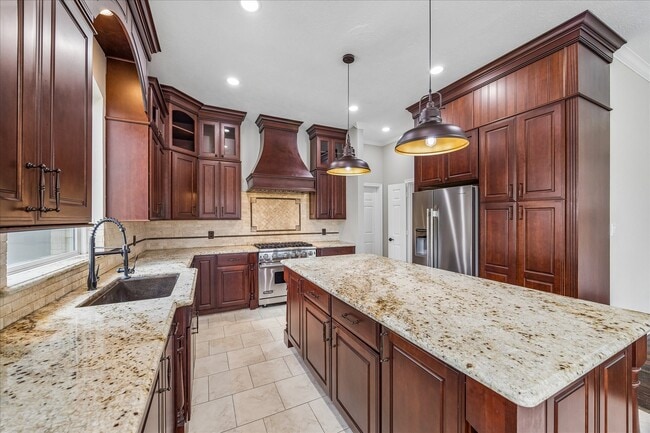 Building Photo - 123 N Concord Forest Cir