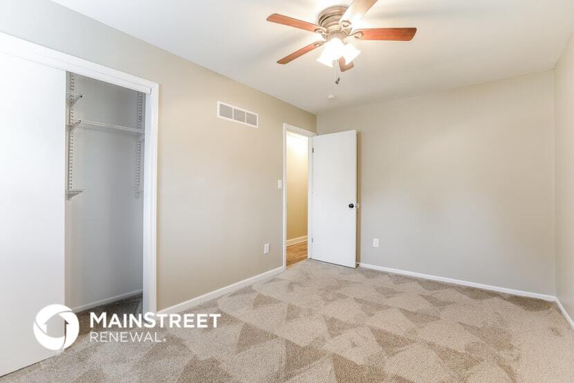 Building Photo - 11955 Sycamore Ave