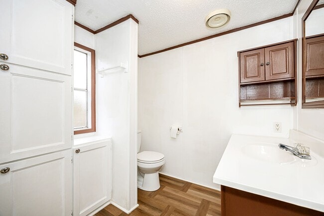 Building Photo - Elizabeth's RV Park -Mobile Homes-