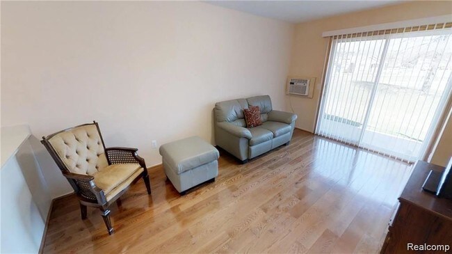Building Photo - 31851 Nardelli Ln