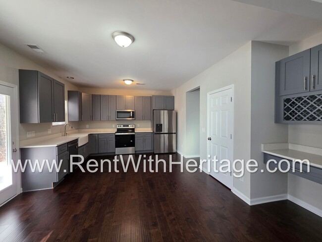 Building Photo - Stunning New 4bd/ 2.5ba / Immaculate / Attention to Detail/ Great Location