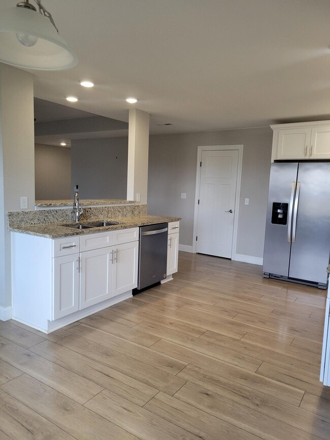 Building Photo - 2707 Cook Rd