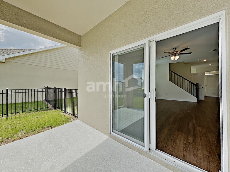 Building Photo - 322 Pine Terrace Dr