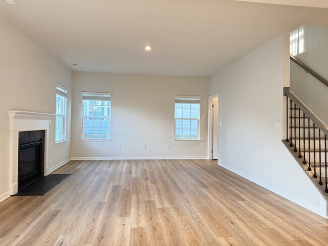 Building Photo - 3 Bedroom Single Family House for Rent