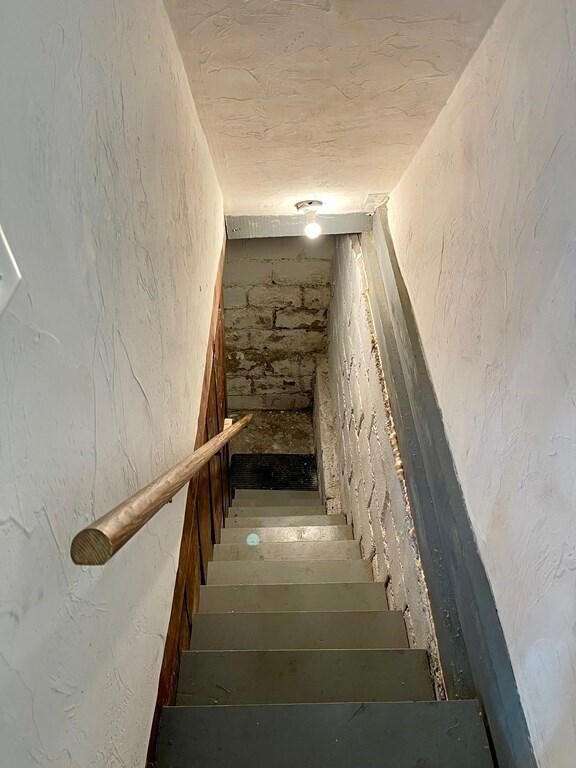 Building Photo - 32 Unity Ave