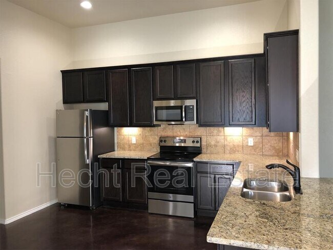 Building Photo - 414 Jack Rabbit Ln