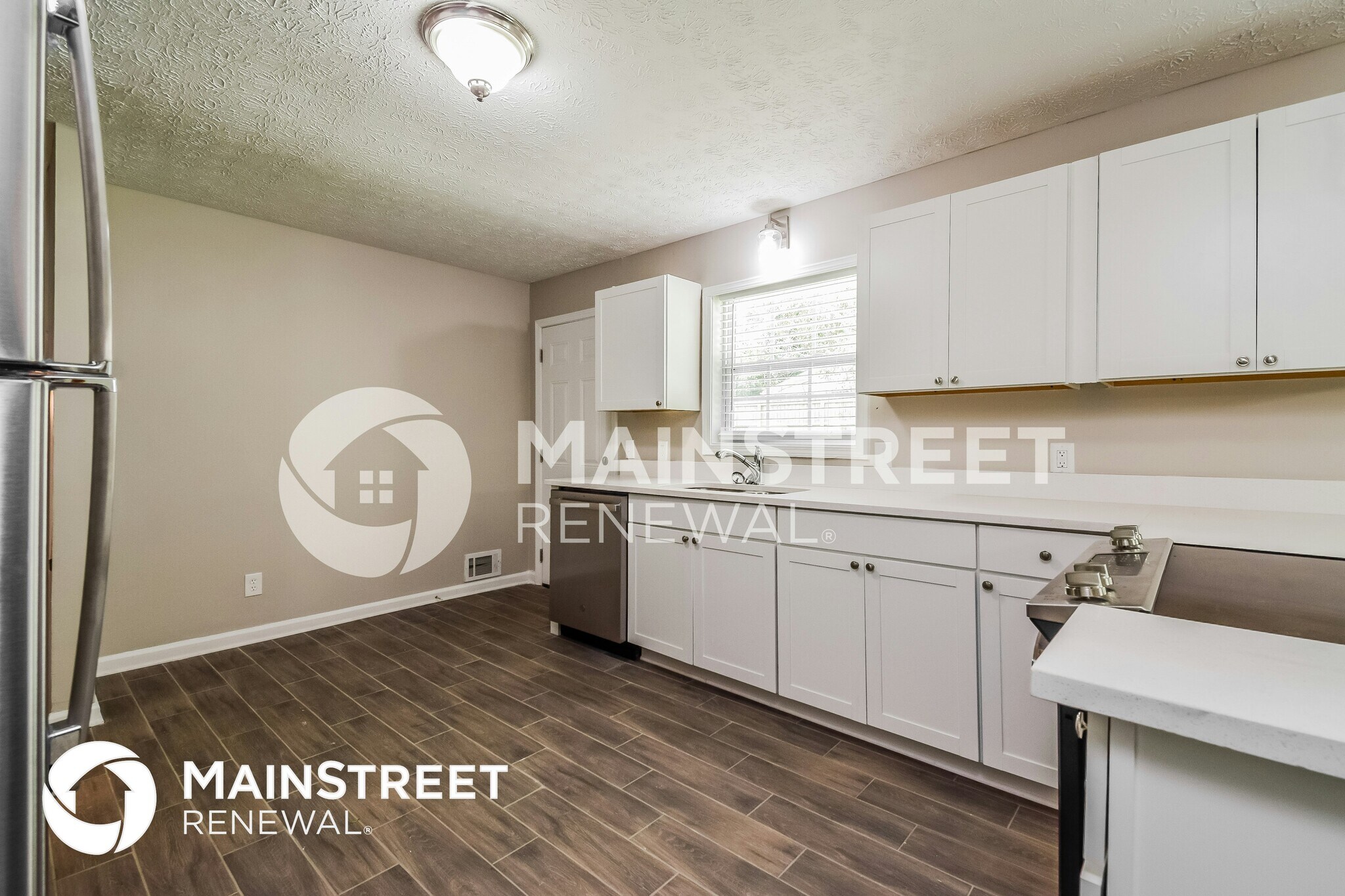 Building Photo - 512 Chanterelle Dr