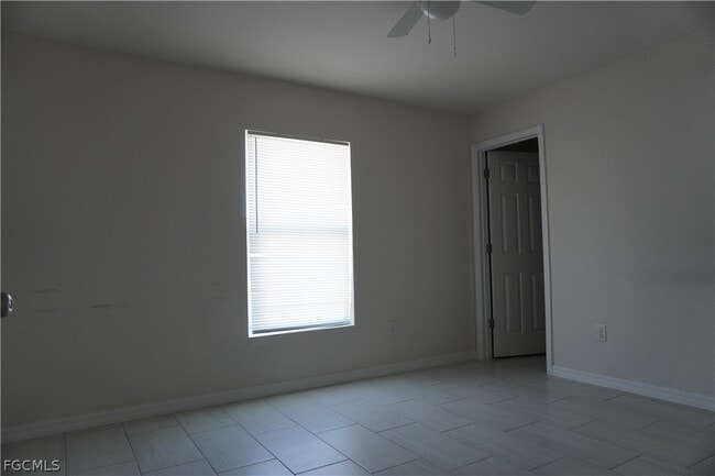 Building Photo - 4351 Country Club Blvd