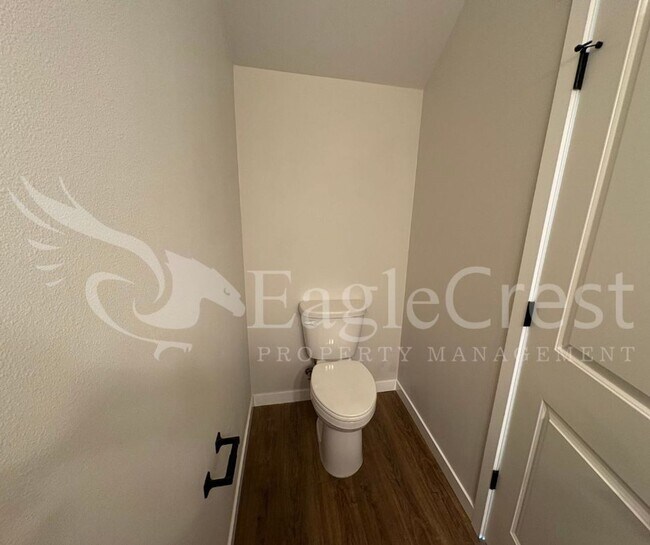 Building Photo - Herbert PL