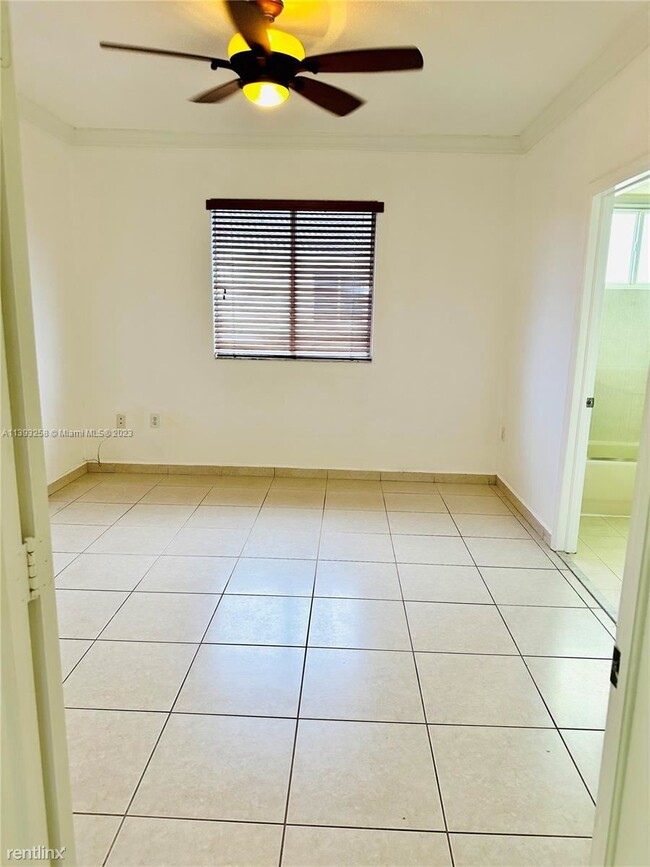 Building Photo - 3 br, 2 bath House - 7270 NW 174th Ter Apt...