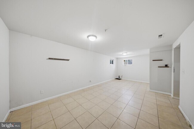 Building Photo - 7611 Temple Hill Rd