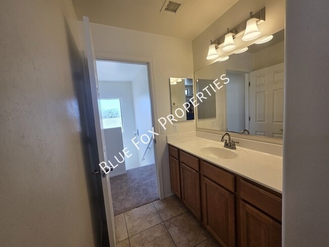 Building Photo - 3508 W Lost Village Ln