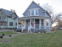 Building Photo - Historic 2 Story Close to Downtown and Campus